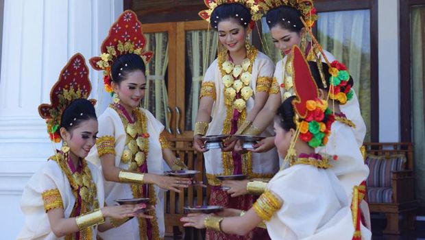 Gambar Tradisi Bugis